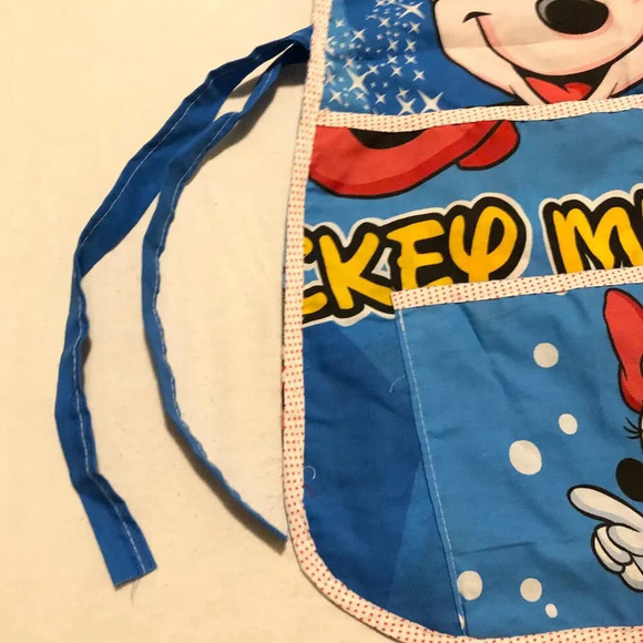Mickey Minnie Mouse Activity Apron with  Pockets - Picture 8 of 15
